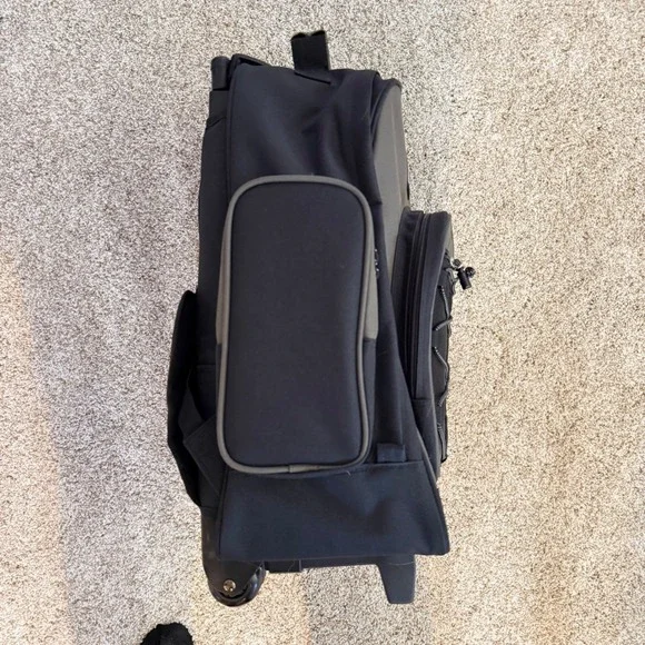 Y2K Jeep Rolling Backpack Travel Bag Olive Green Black 20 Inch Carry On Luggage - Picture 6 of 13